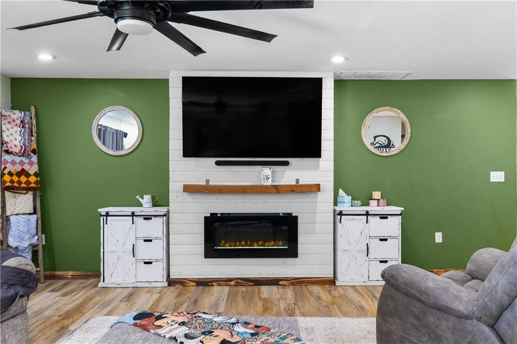 395 Northwest 1101st Road Centerview, MO 64019 - Photo 22 of 79 Gallery Image 22