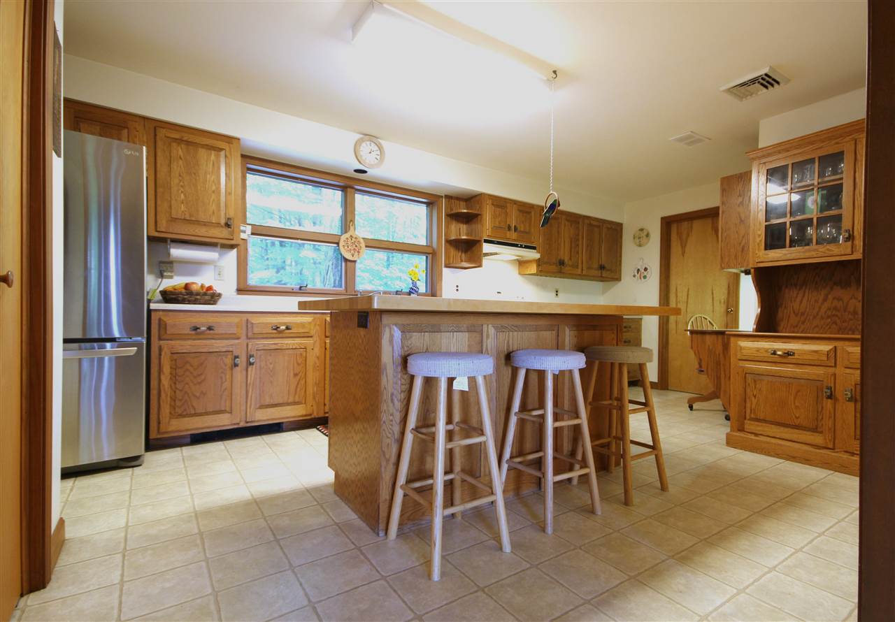 110 Ridgeline Road Panton, VT 05491 - Photo 4 of 32