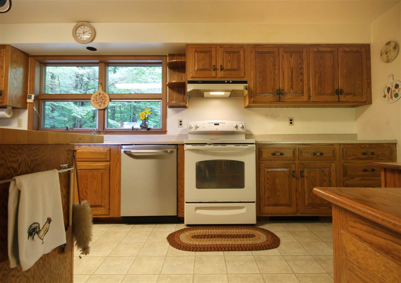 110 Ridgeline Road Panton, VT 05491 - Photo 5 of 32