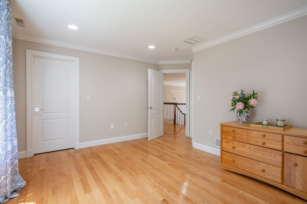 24 Tanglewood Drive Nashua, NH 03062 - Photo 31 of 41