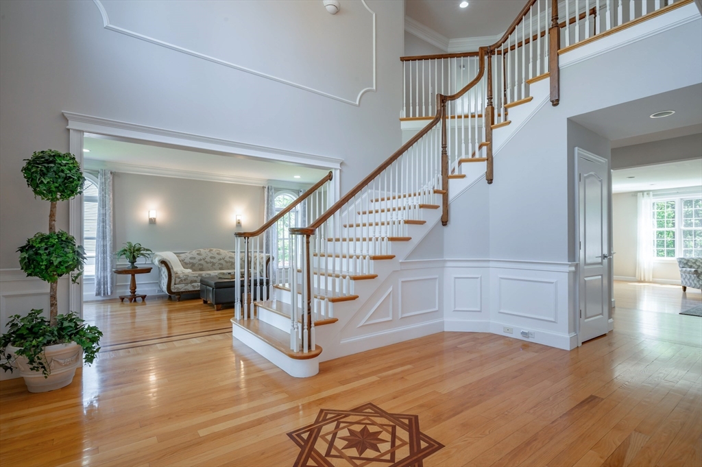 24 Tanglewood Drive Nashua, NH 03062 - Photo 5 of 41