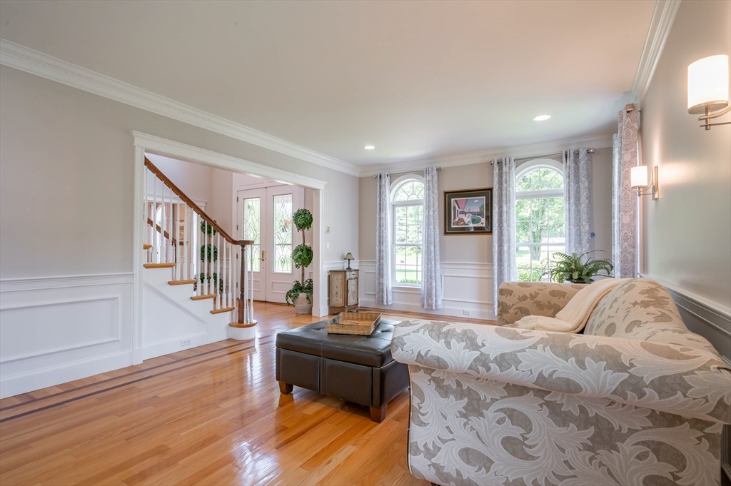 24 Tanglewood Drive Nashua, NH 03062 - Photo 6 of 41