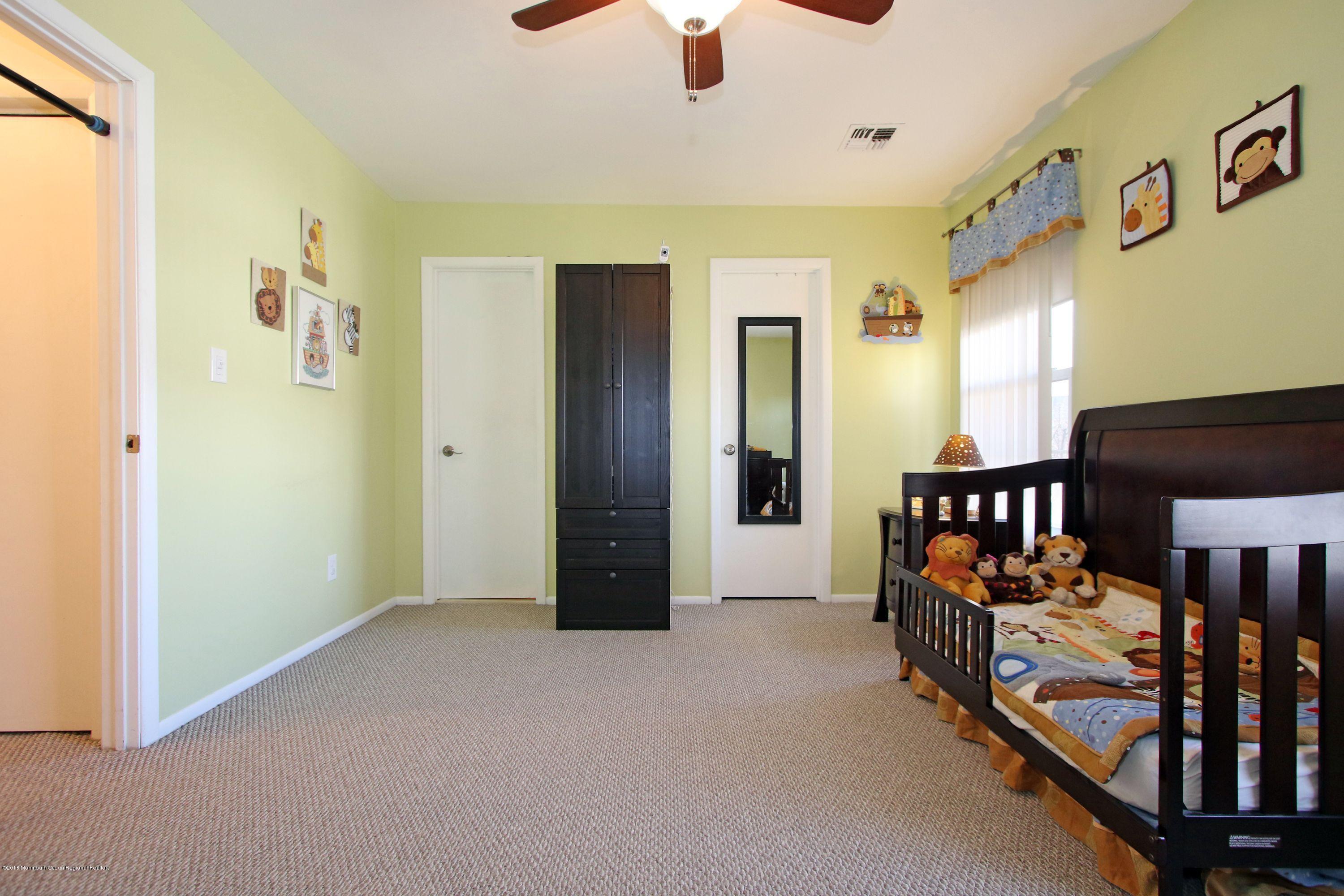 60 County Road, Unit F029 Cliffwood, NJ 07721 - Photo 28 of 33 2nd Bedroom