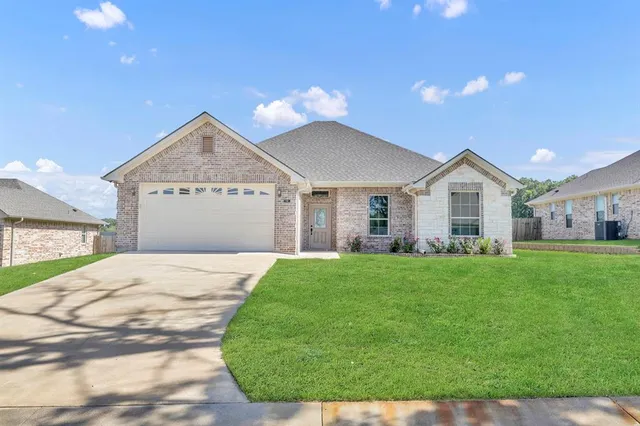 $275,000 | 114 Hay Meadow Drive, Winona, TX 75792