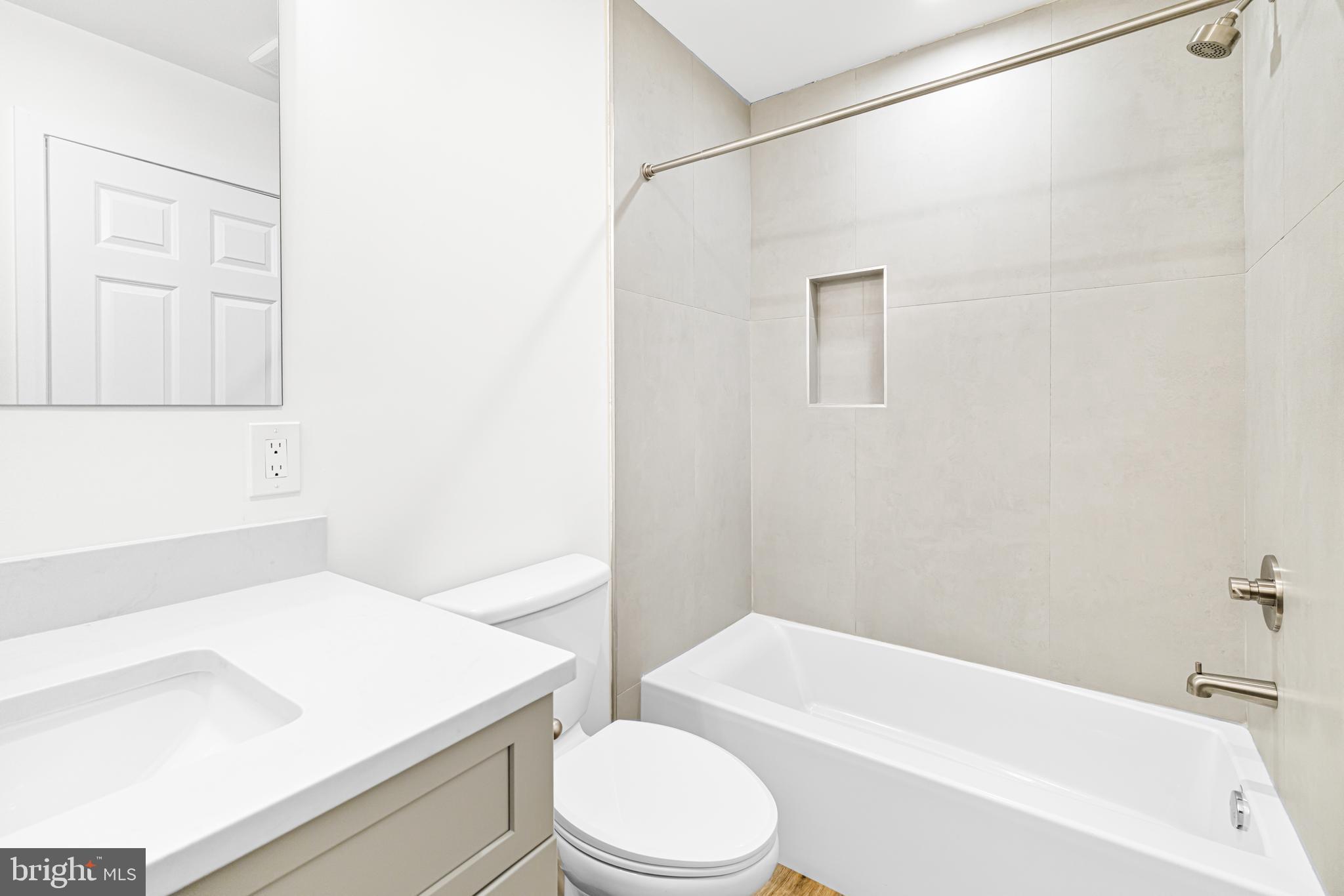 2350 Moore Street Philadelphia, PA 19145 - Photo 14 of 20