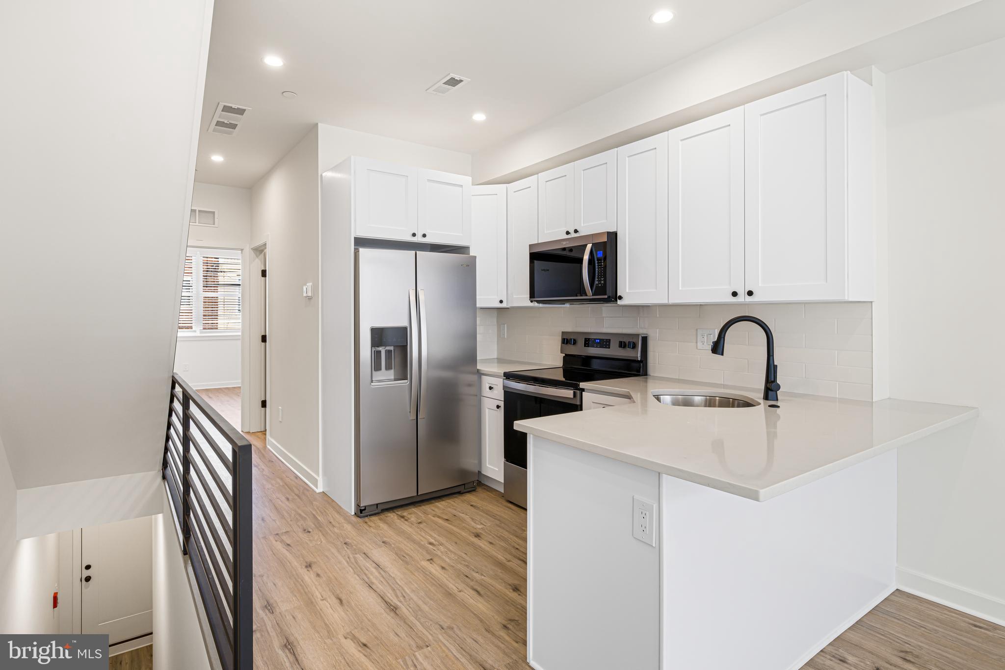 2350 Moore Street Philadelphia, PA 19145 - Photo 3 of 20