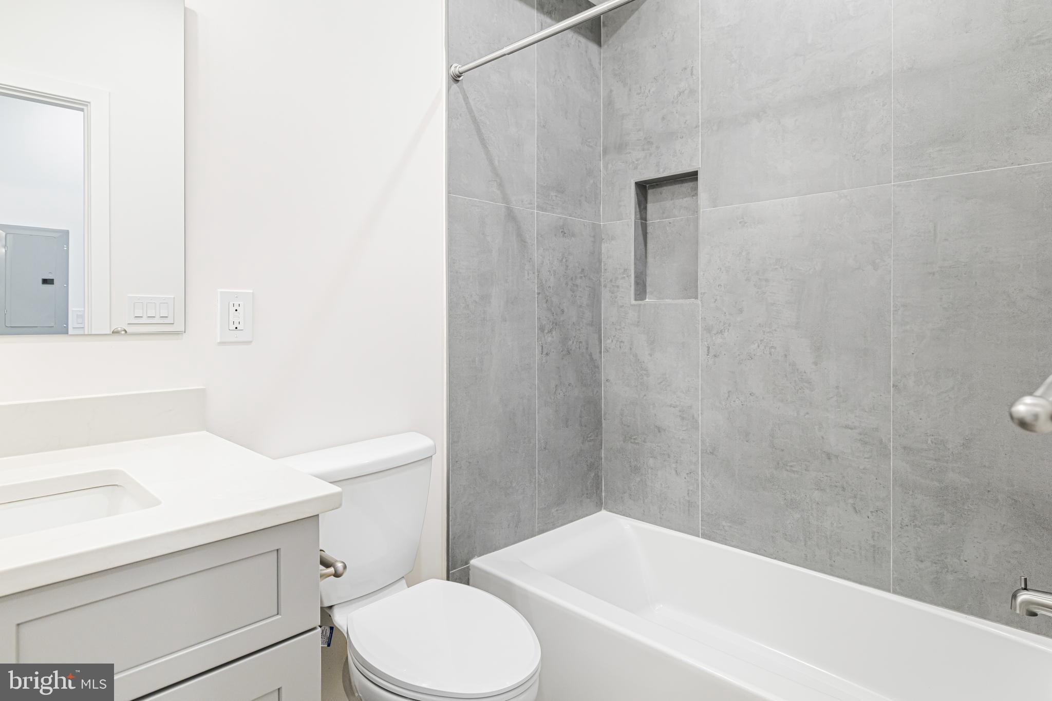 2350 Moore Street Philadelphia, PA 19145 - Photo 8 of 20