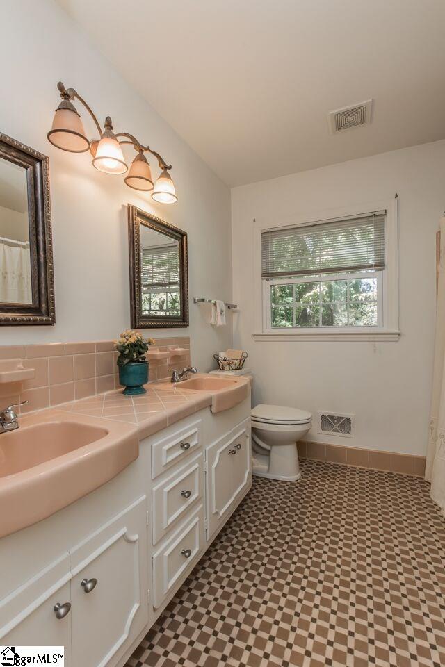 5 Normandy Road Greenville, SC 29615 - Photo 17 of 20 Gallery Image 17