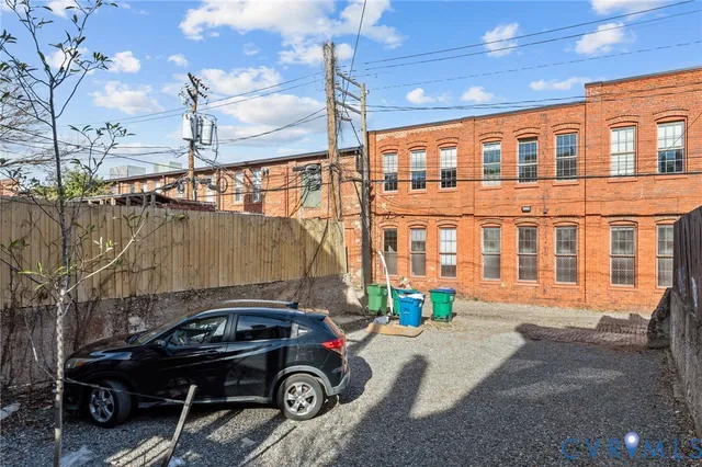 a car parked in front of a building
