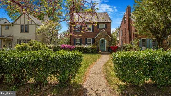 $6,950 | 2932 McKinley Street Northwest, Washington, DC 20015