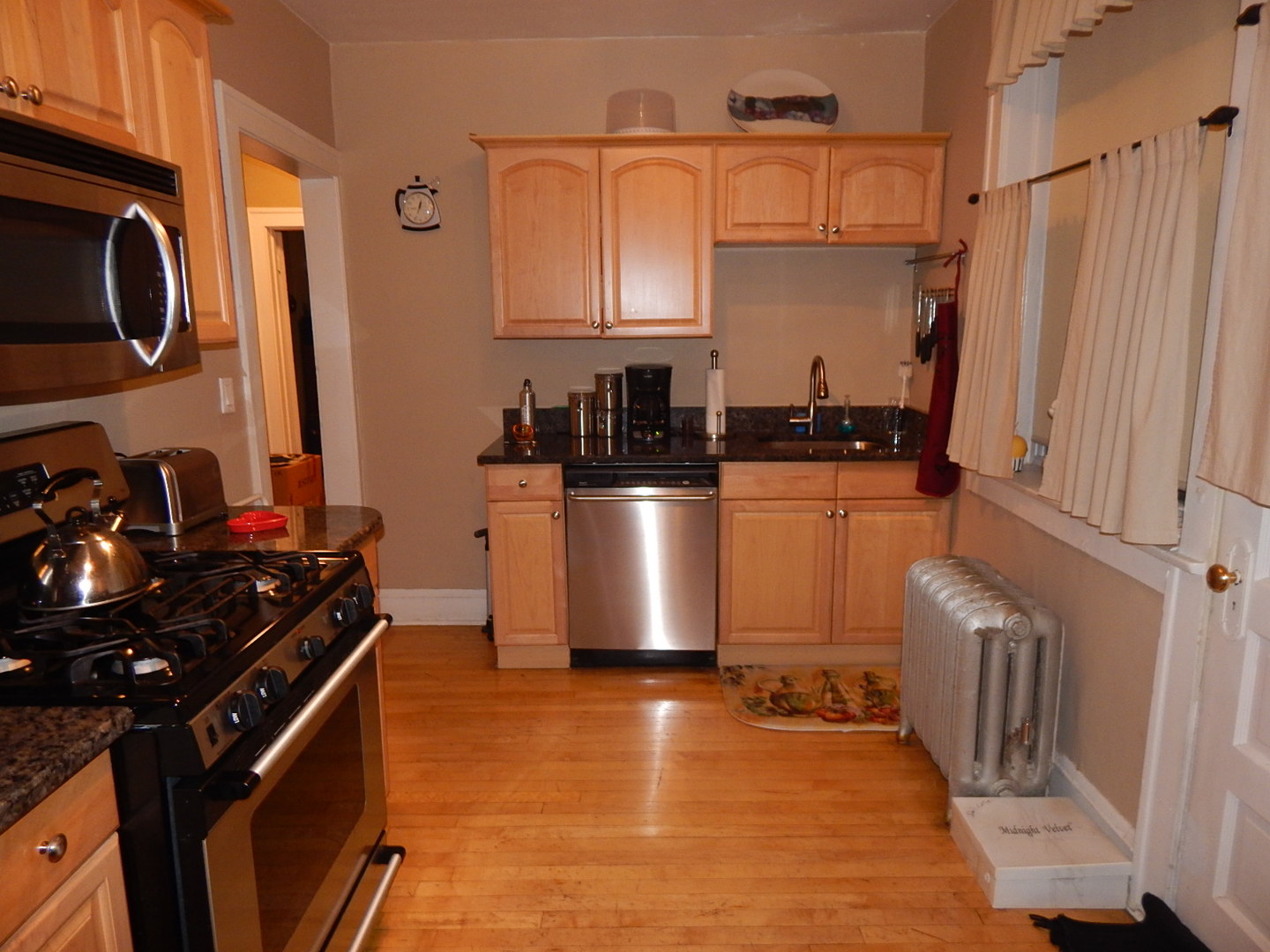 630 Harrison Street, Unit 2 Oak Park, IL 60304 - Photo 2 of 12