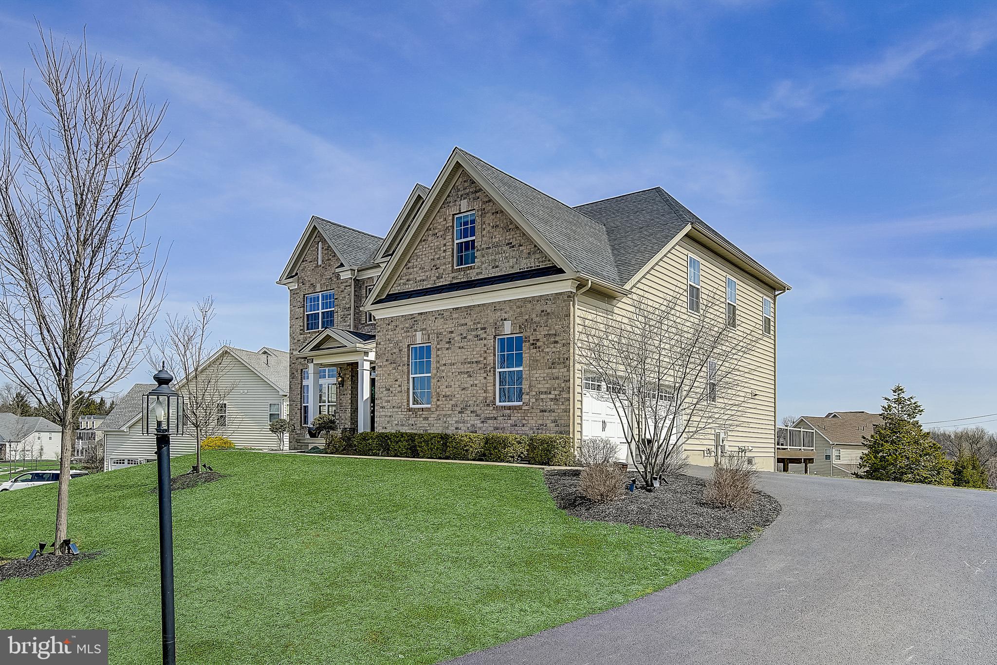 207 Eadie Way Spring City, PA 19475 - Photo 3 of 62