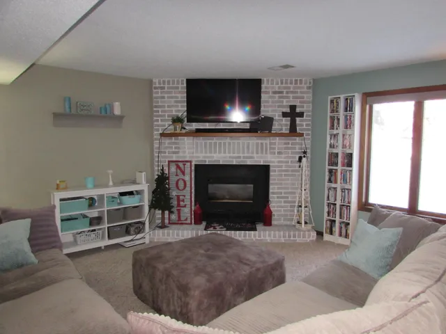 $350,000 | 501 South Fairlakes Avenue, Fairmont, MN 56031