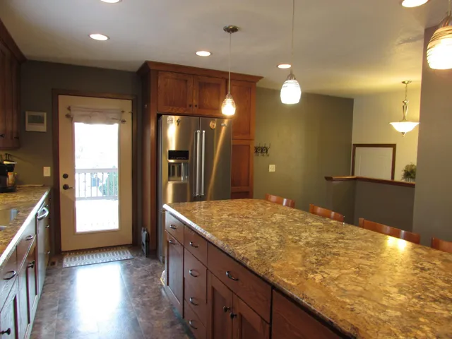 $350,000 | 501 South Fairlakes Avenue, Fairmont, MN 56031