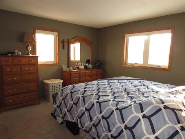 $350,000 | 501 South Fairlakes Avenue, Fairmont, MN 56031