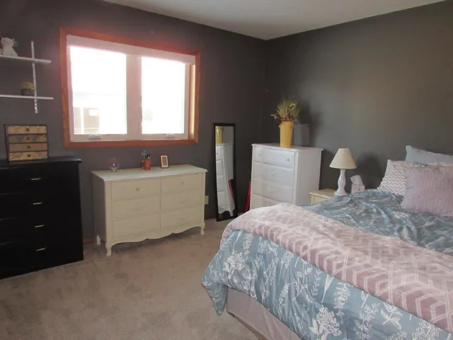 $350,000 | 501 South Fairlakes Avenue, Fairmont, MN 56031