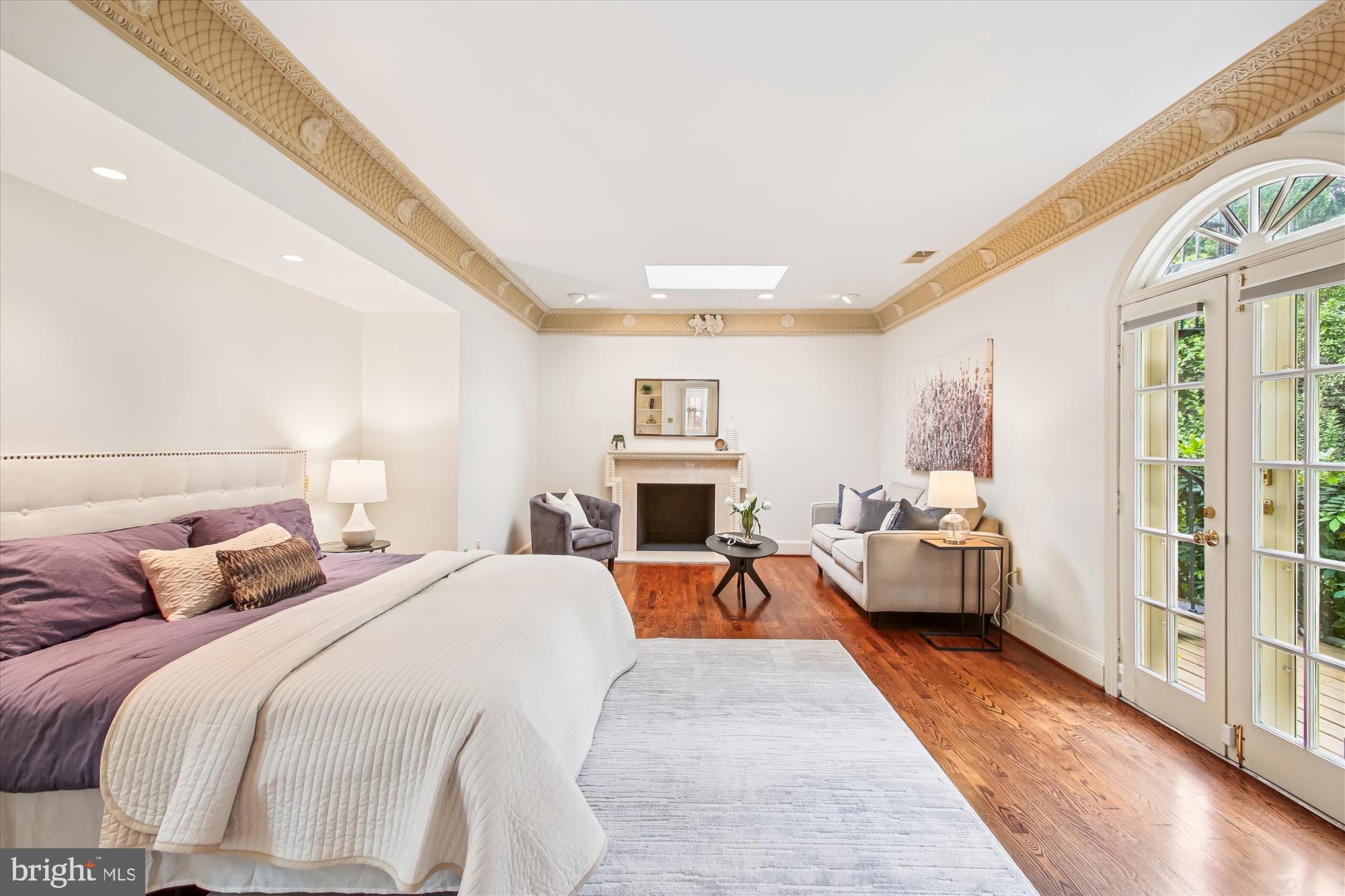 4016 Linnean Avenue Northwest Washington, DC 20008 - Photo 21 of 37 Primary Bedroom with Woodburning Fireplace