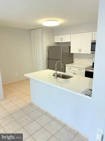 $2,100 | 265 Barclay Court, West Deptford, NJ 08051