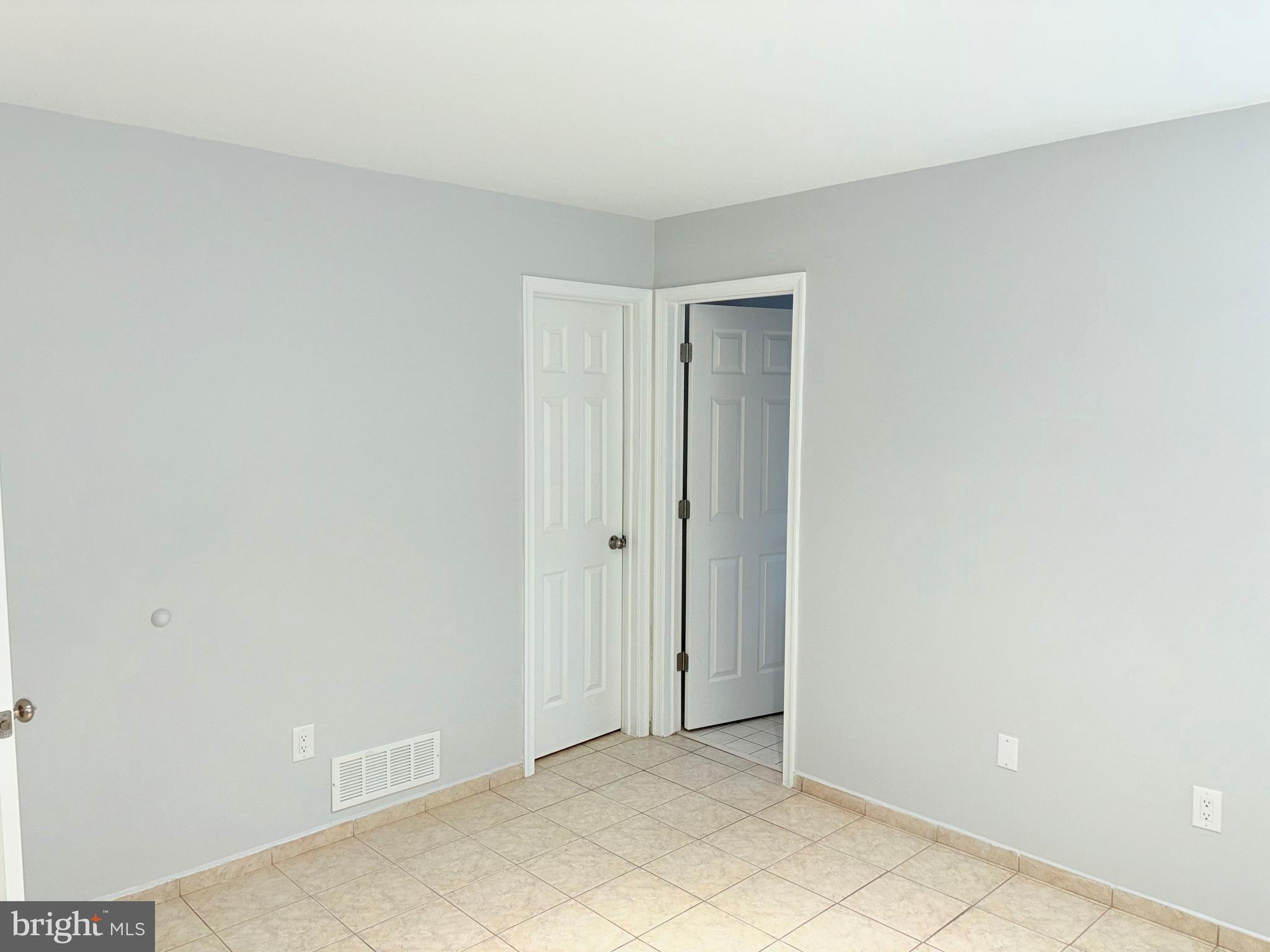 265 Barclay Court West Deptford, NJ 08051 - Photo 8 of 16 a view of an empty room