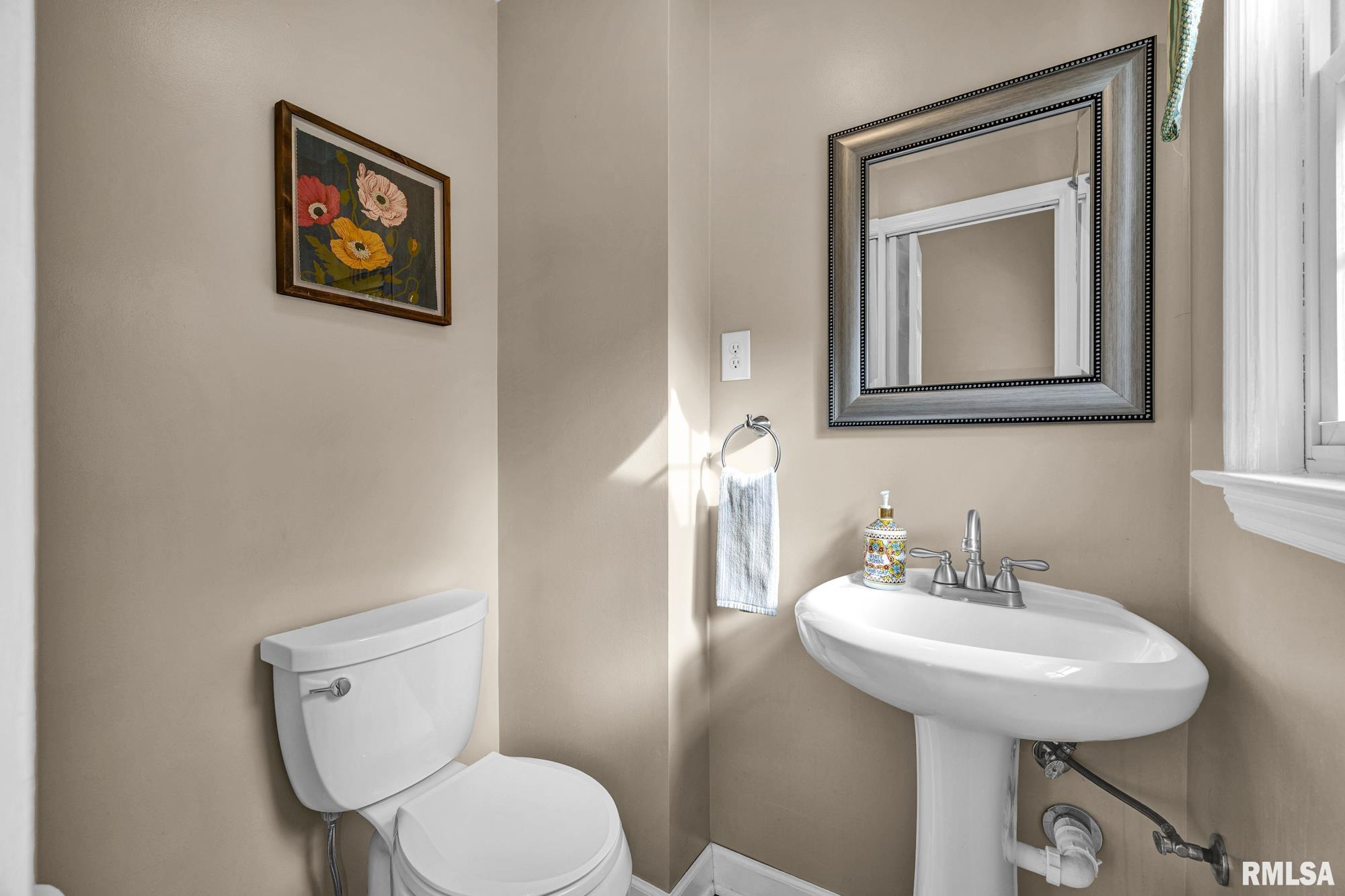 228 North Kickapoo Terrace Peoria, IL 61604 - Photo 14 of 50