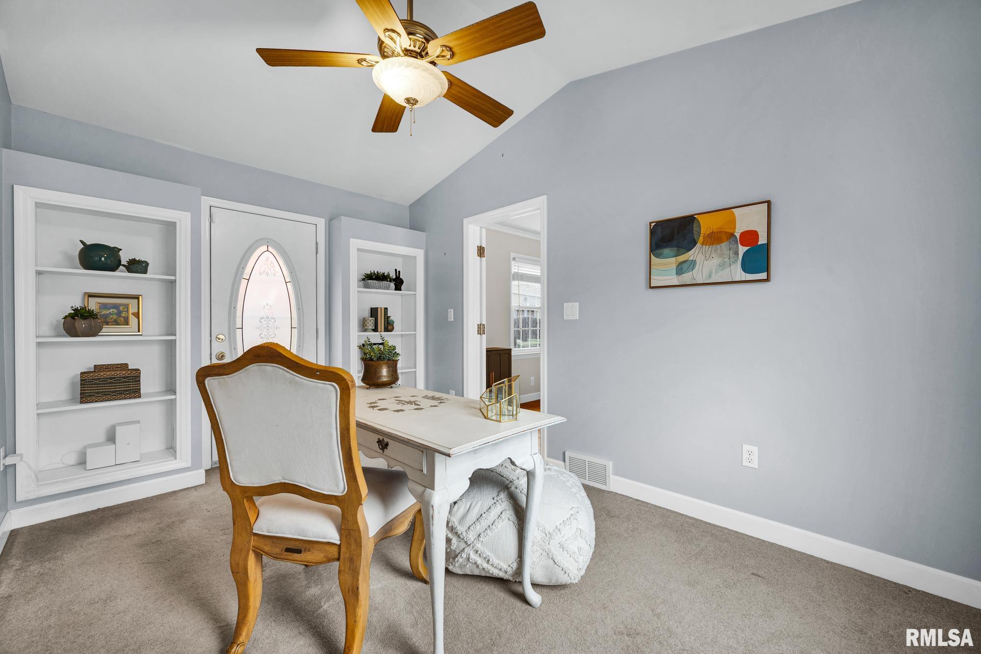 228 North Kickapoo Terrace Peoria, IL 61604 - Photo 8 of 50