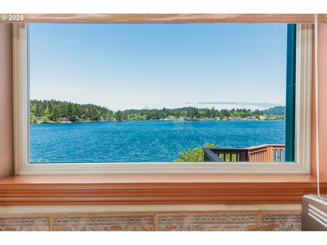 $1,395,000 | 1635 Northeast East Devils Lake Road, Otis, OR 97368