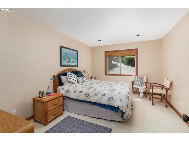 $1,395,000 | 1635 Northeast East Devils Lake Road, Otis, OR 97368