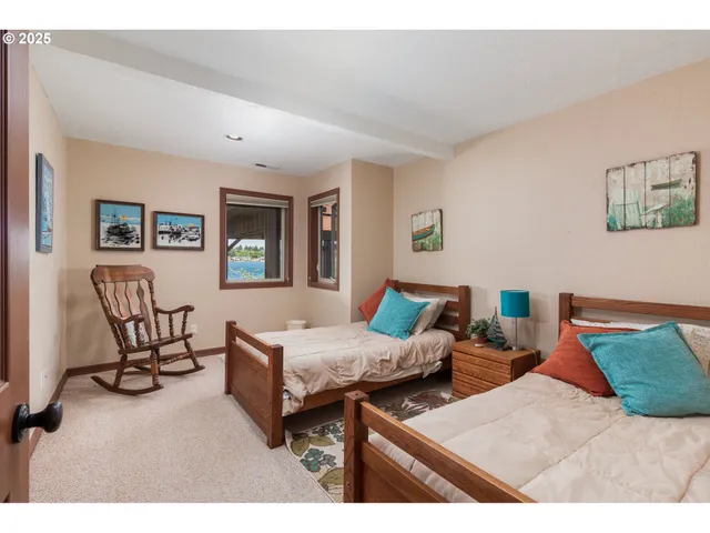 $1,395,000 | 1635 Northeast East Devils Lake Road, Otis, OR 97368