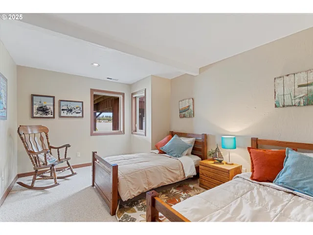 $1,395,000 | 1635 Northeast East Devils Lake Road, Otis, OR 97368