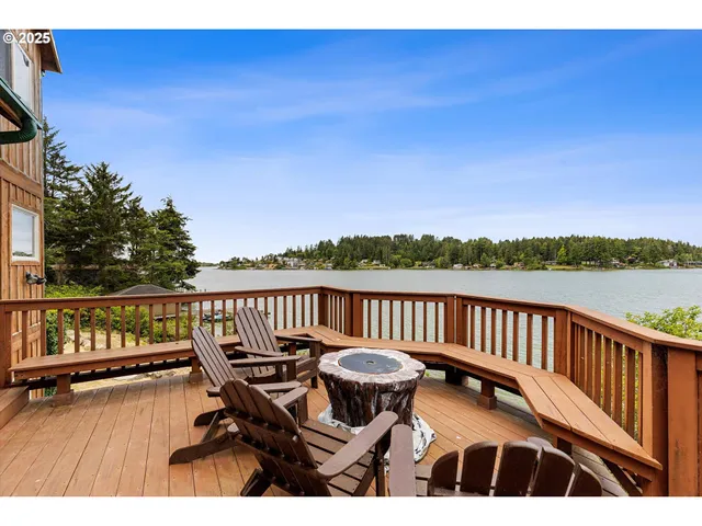 $1,395,000 | 1635 Northeast East Devils Lake Road, Otis, OR 97368