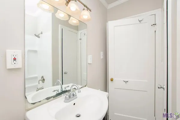 $2,200 | 1725 April Street, Baton Rouge, LA 70808