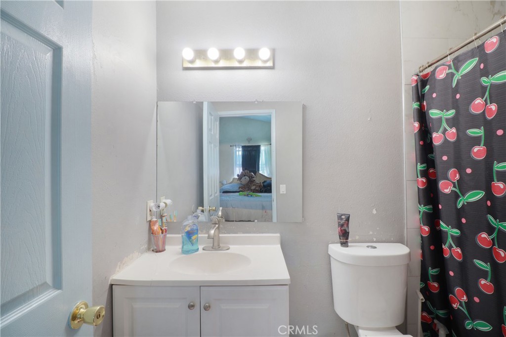 5242 La Salle Street Riverside, CA 92505 - Photo 17 of 29