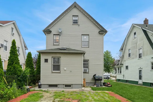 a front view of house with yard