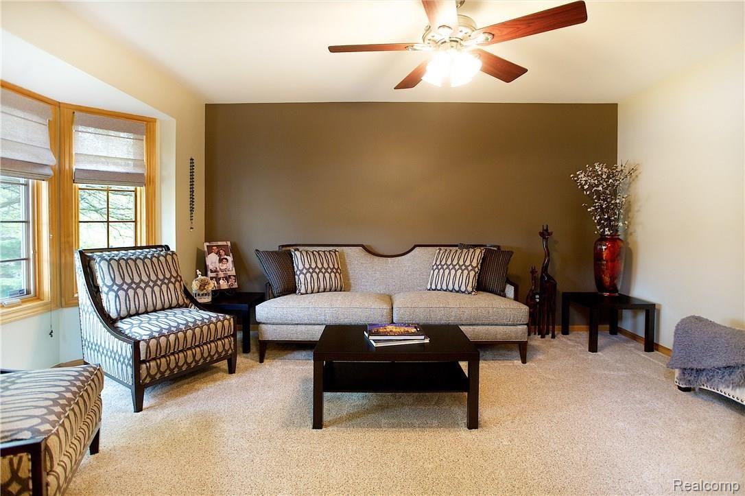1662 Farnborough Drive Rochester, MI 48307 - Photo 16 of 52 1662farnborough10.jpg