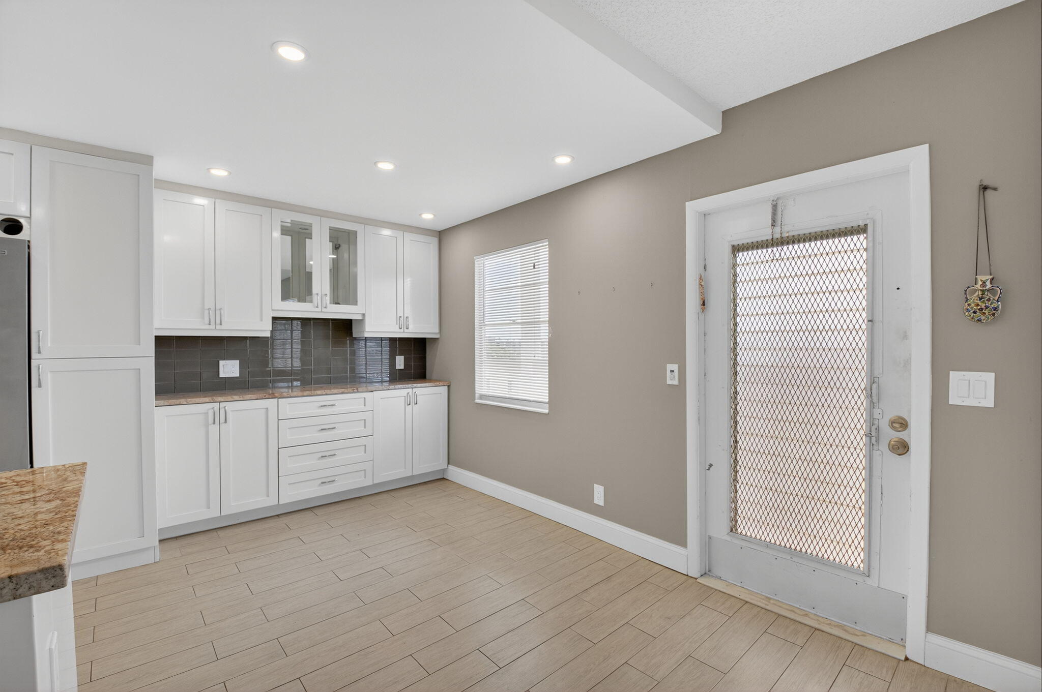 4054 Rexford Drive Boca Raton, FL 33434 - Photo 12 of 55 10-web-or-mls-DSC_7736