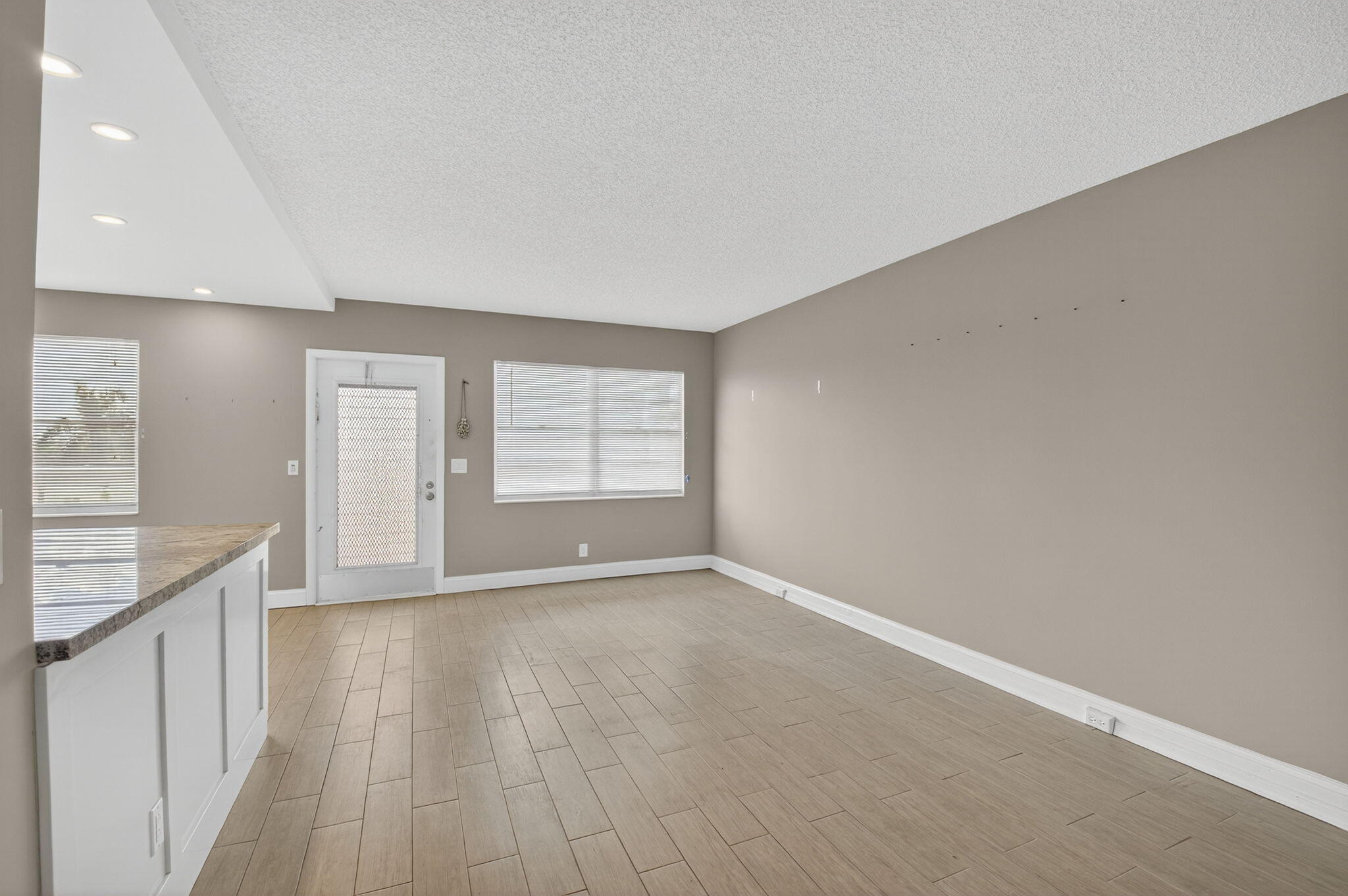 4054 Rexford Drive Boca Raton, FL 33434 - Photo 13 of 55 5-web-or-mls-DSC_7709