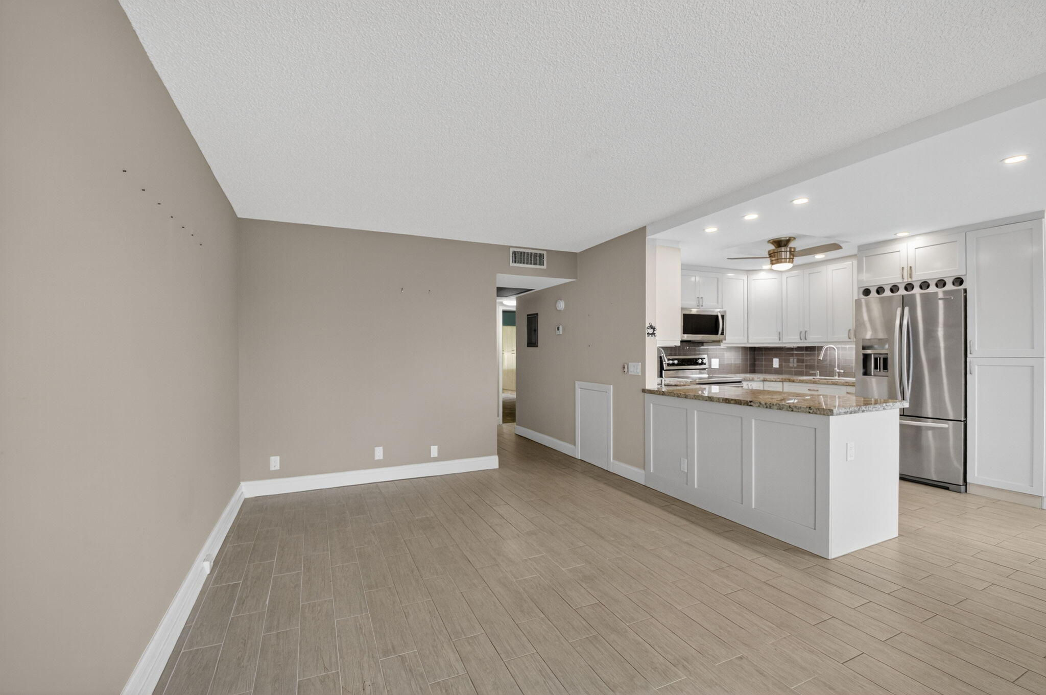 4054 Rexford Drive Boca Raton, FL 33434 - Photo 15 of 55 8-web-or-mls-DSC_7723