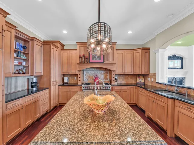 $5,995 | 106 Michigan Court, Racine, WI 53402