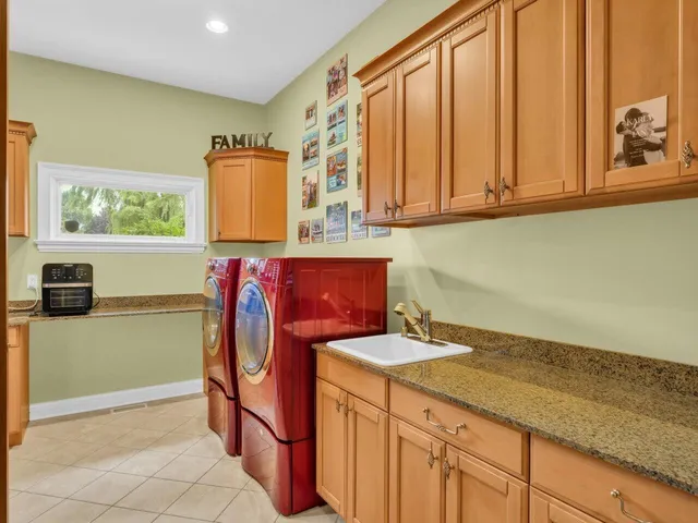 $5,995 | 106 Michigan Court, Racine, WI 53402