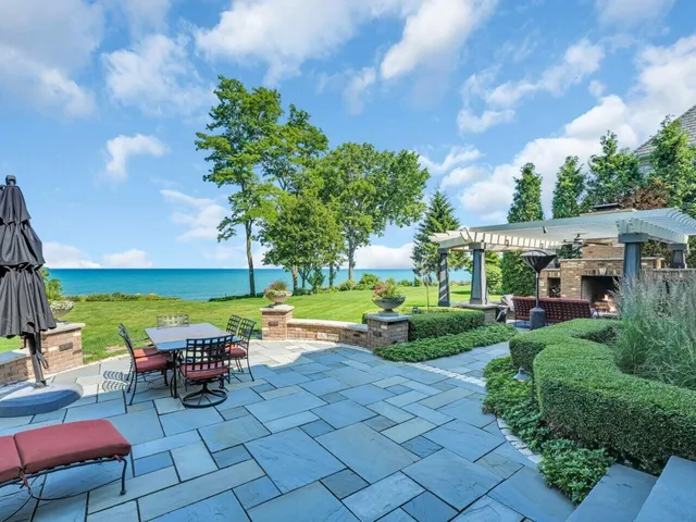 $5,995 | 106 Michigan Court, Racine, WI 53402