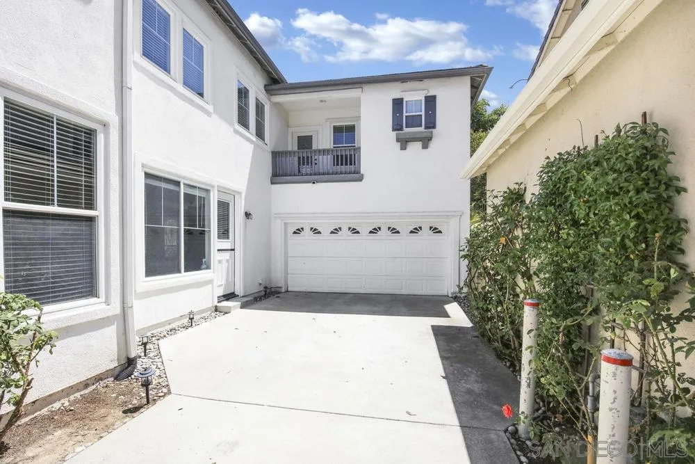 12285 Pepper Tree Lane Poway, CA 92064 - Photo 13 of 25 Gallery Image 13