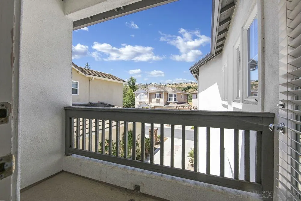 12285 Pepper Tree Lane Poway, CA 92064 - Photo 20 of 25 Gallery Image 20