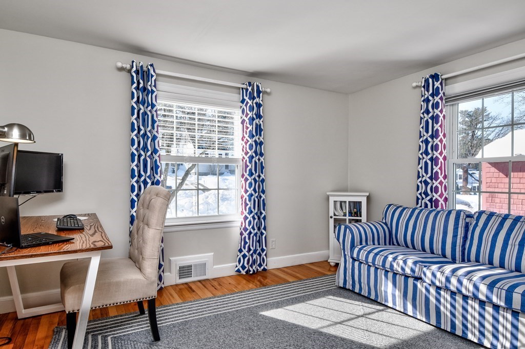 11 MacArthur Road Natick, MA 01760 - Photo 16 of 25 Gallery Image 16