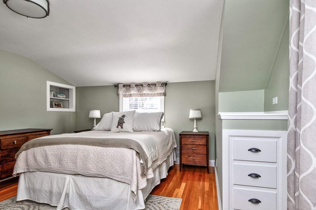 11 MacArthur Road Natick, MA 01760 - Photo 20 of 25 Gallery Image 20