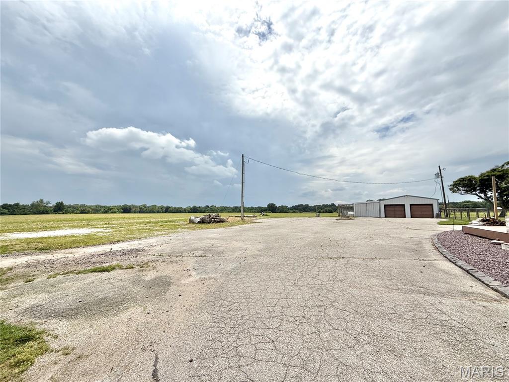 8757 Highway 50 Lebanon, IL 62254 - Photo 19 of 82