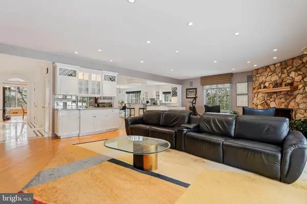 $2,000,000 | 19 Glenview Drive, Warren, NJ 07059