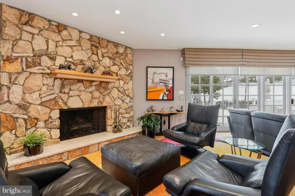 $2,000,000 | 19 Glenview Drive, Warren, NJ 07059