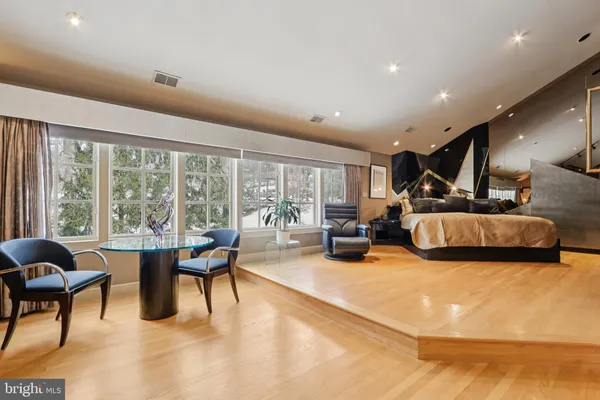 $2,000,000 | 19 Glenview Drive, Warren, NJ 07059