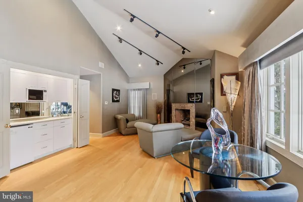 $2,000,000 | 19 Glenview Drive, Warren, NJ 07059