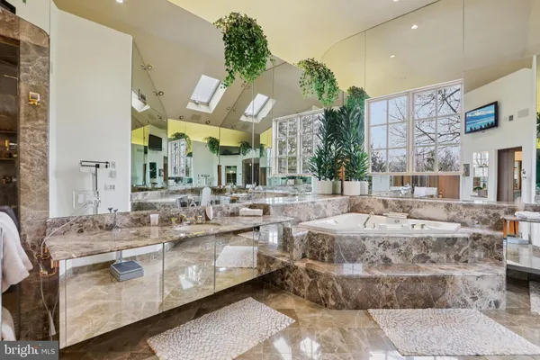 $2,000,000 | 19 Glenview Drive, Warren, NJ 07059